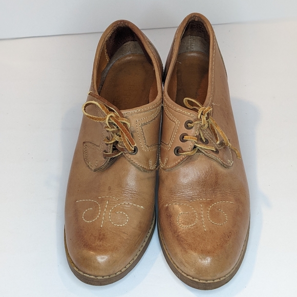 Vintage leather shoes - Picture 7 of 16
